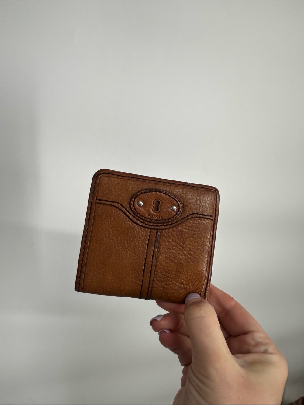 Fossil Mini Light Brown Leather Wallets Keyhole Bi-Fold Cards Cash holder case